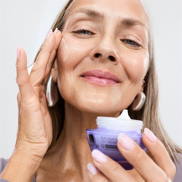 Anew Platinum Lift & Tighten Day Cream SPF 30 50ml